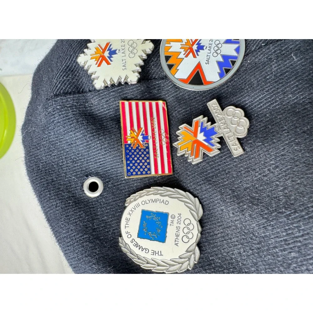 Salt Lake 2002 Winter Olympics Hat Black Strapback with‎ 15+ Vintage Pins Rare